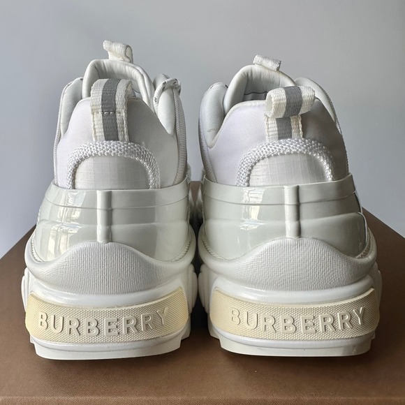 Burberry White Arthur Sneaker - Picture 6 of 7